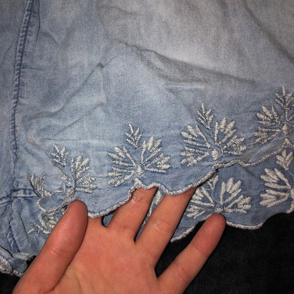 Mossimo Supply Co. Blue Flowy BoHo Shorts - Picture 3 of 3